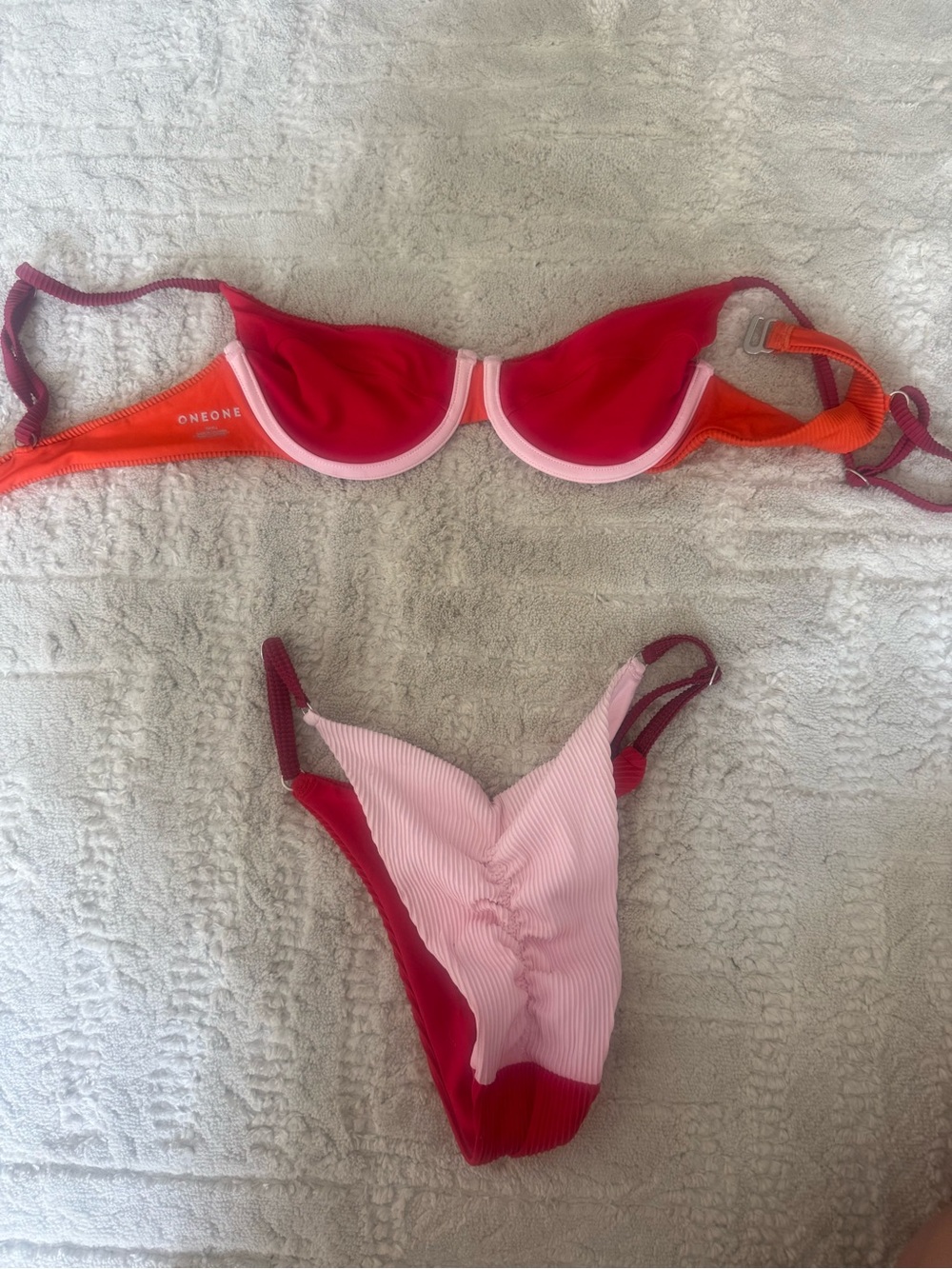 Color-Block Red, Pink & Orange Ribbed Underwire Bikini - Picture 2 of 3